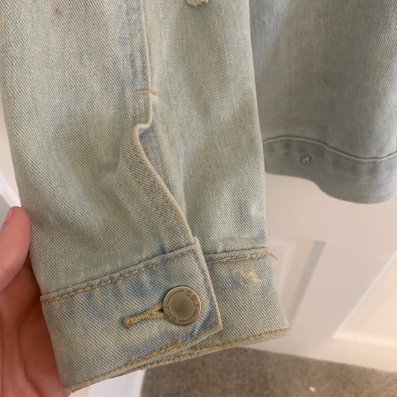 Windsor distressed jean jacket Large - Picture 4 of 6